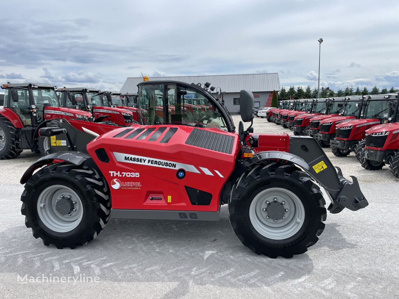 Massey Ferguson TH 7035 - NOWA - DEMO - DEALER cargadora de ruedas telescópica nueva