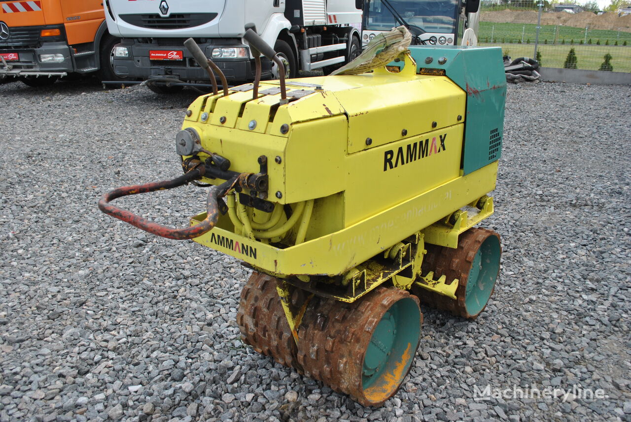 Rammax RW 702 AMMANN compactador de tierra