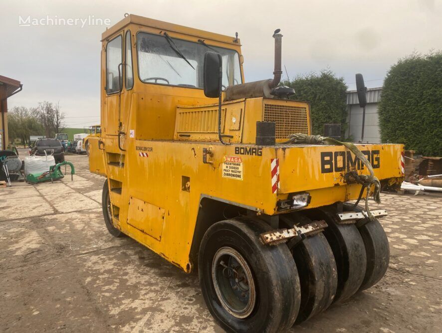 BOMAG BW20R compactador manual