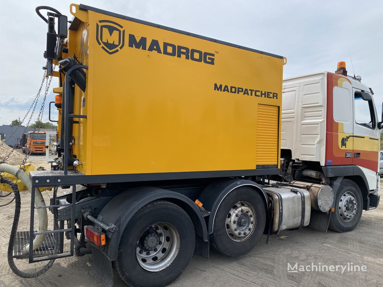 Madrog PATCHER MPA6,5W Remonter Drogowy distribuidor de asfalto