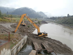 Caterpillar 345C LR  excavadora de cadenas