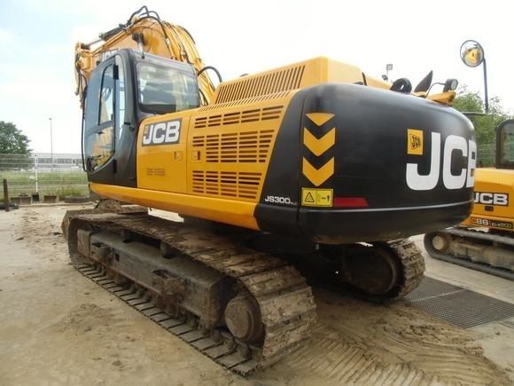 JCB JS 300 NLC  excavadora de cadenas