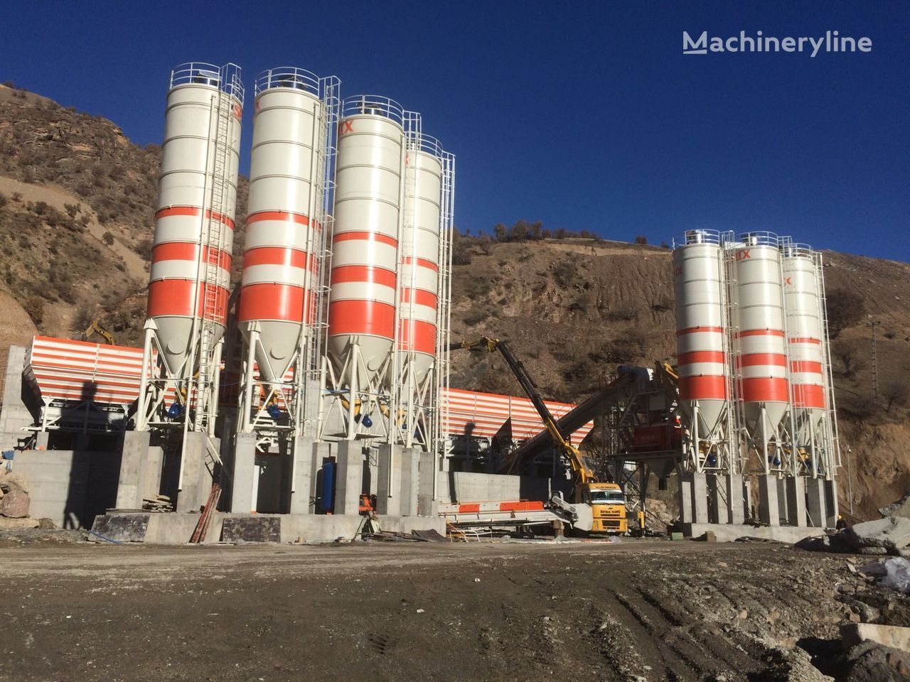 Semix Silos de ciment silo de cemento nuevo