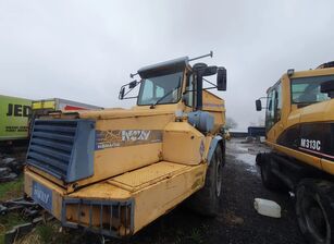 Komatsu MOXY MT 27 ZAMIANA minivolquete